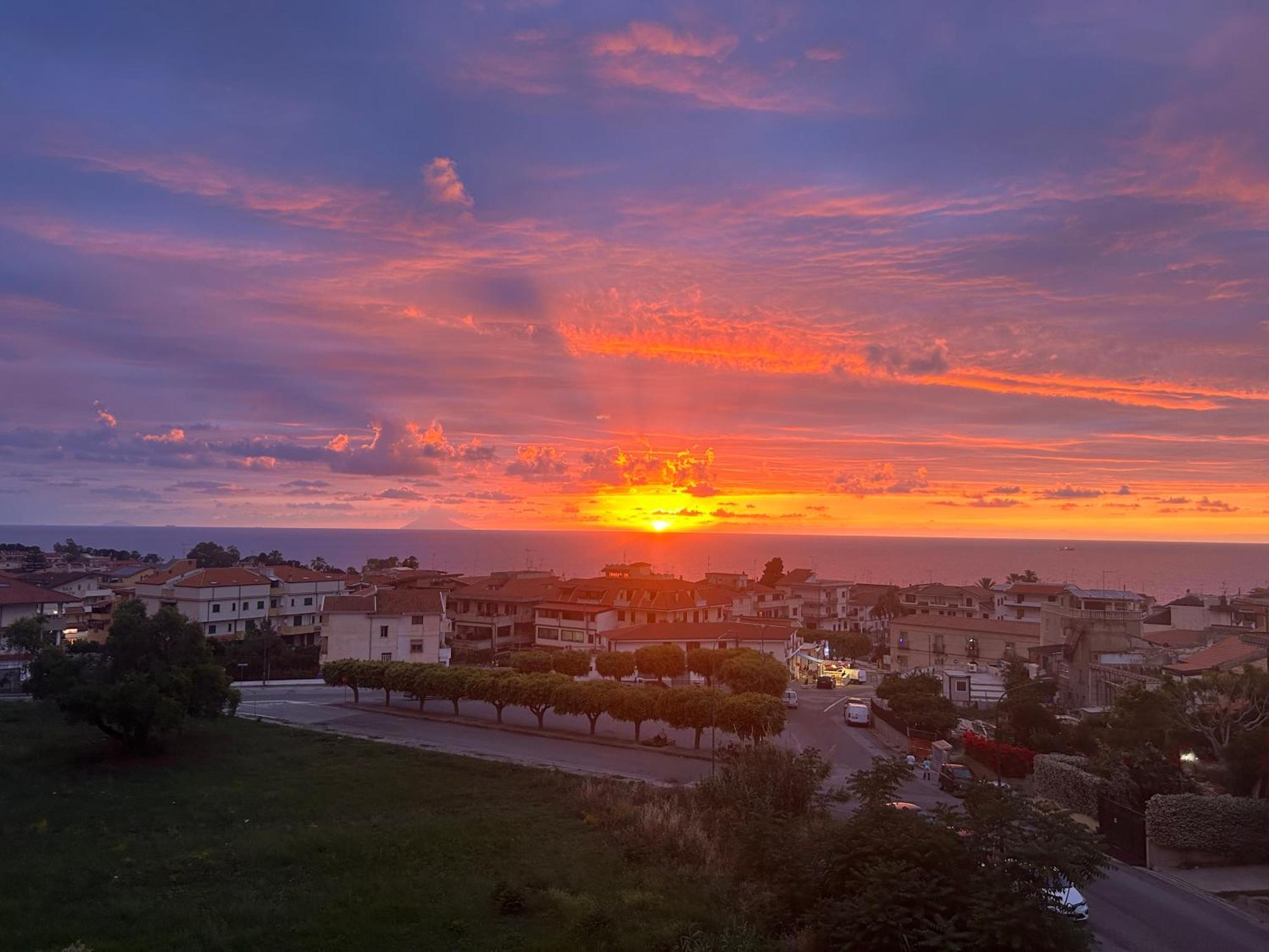 Sunrise Residence Santa Domenica  Exterior photo
